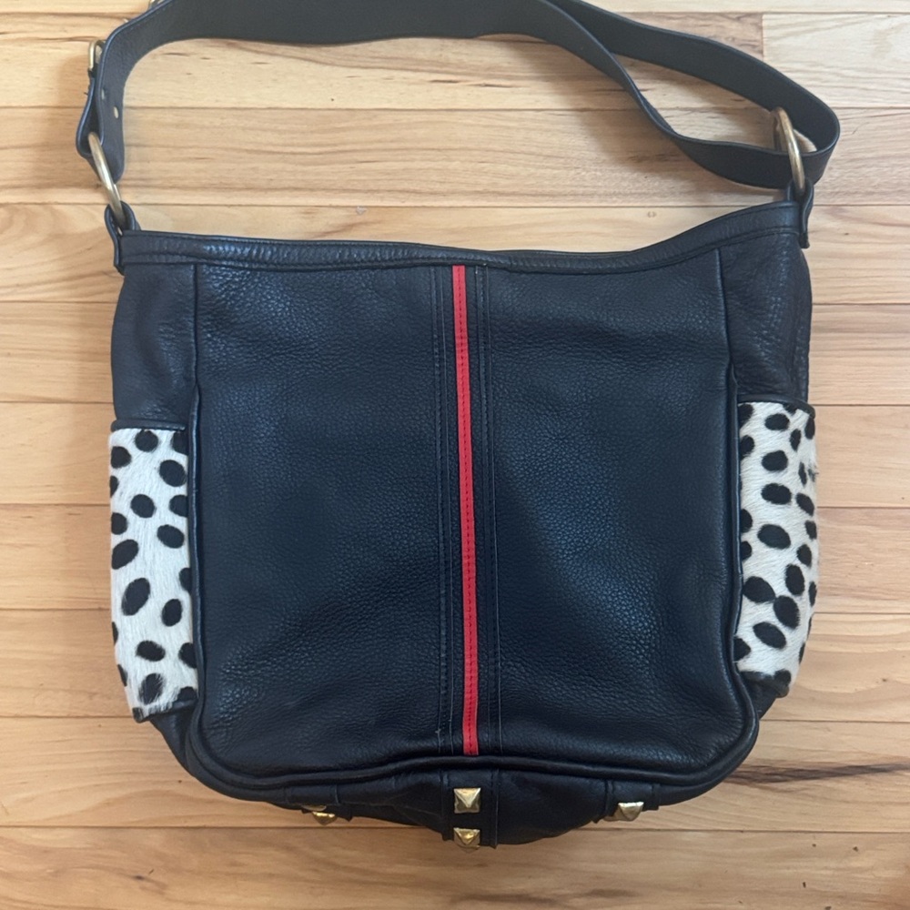 Maya Moon Design Boutique exclusive handbag…rare find. Purchased $395 - Picture 4 of 6